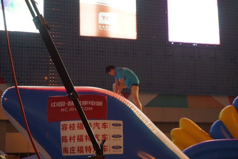 漆強化工小編參加上水沖關