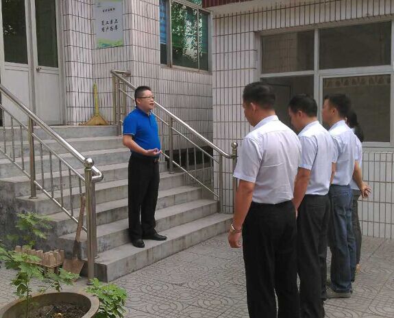 漆強化工總經理張文親身去到了河北正定服務中心1