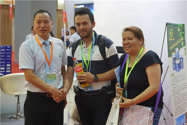 漆強漆遠銷海外