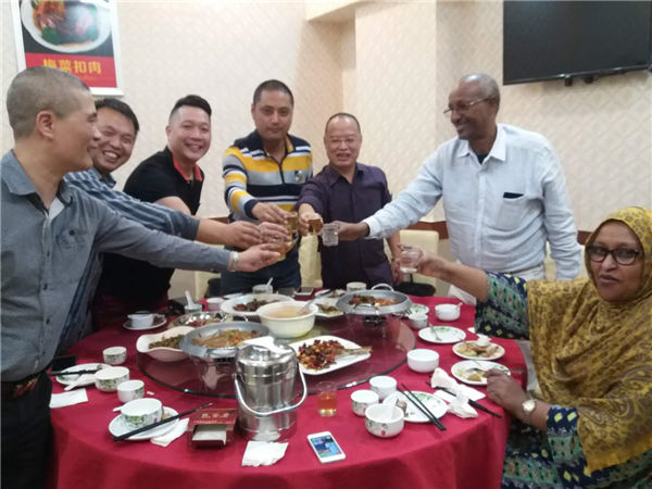 漆強漆遠銷海外